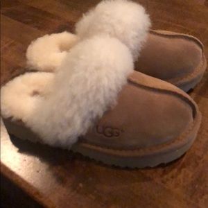 New never worn kids UGG slippers
